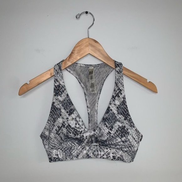 PINK Victoria’s Secret Sports Bra Size Small  Snake Print Ultimate Lightly Lined - Picture 2 of 8